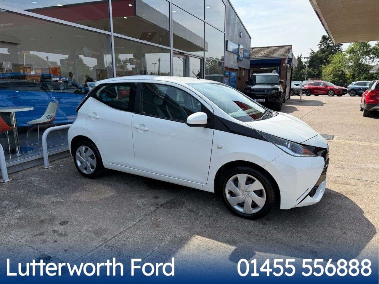 A 2016 TOYOTA AYGO 1.0 VVT-i x-play Hatchback 5dr Petrol Manual Euro 5 Euro 5 (68 ps) A 2016 TOYOTA AYGO 1.0 VVT-i x-play Hatchback 5dr Petrol Manual Euro 5 Euro 5 (68 ps)