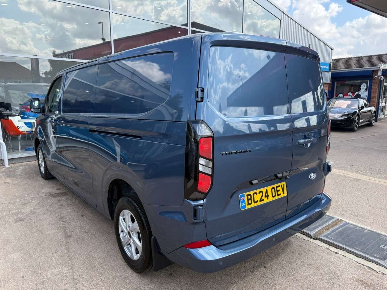 2024 FORD TRANSIT CUSTOM 2024 FORD TRANSIT CUSTOM