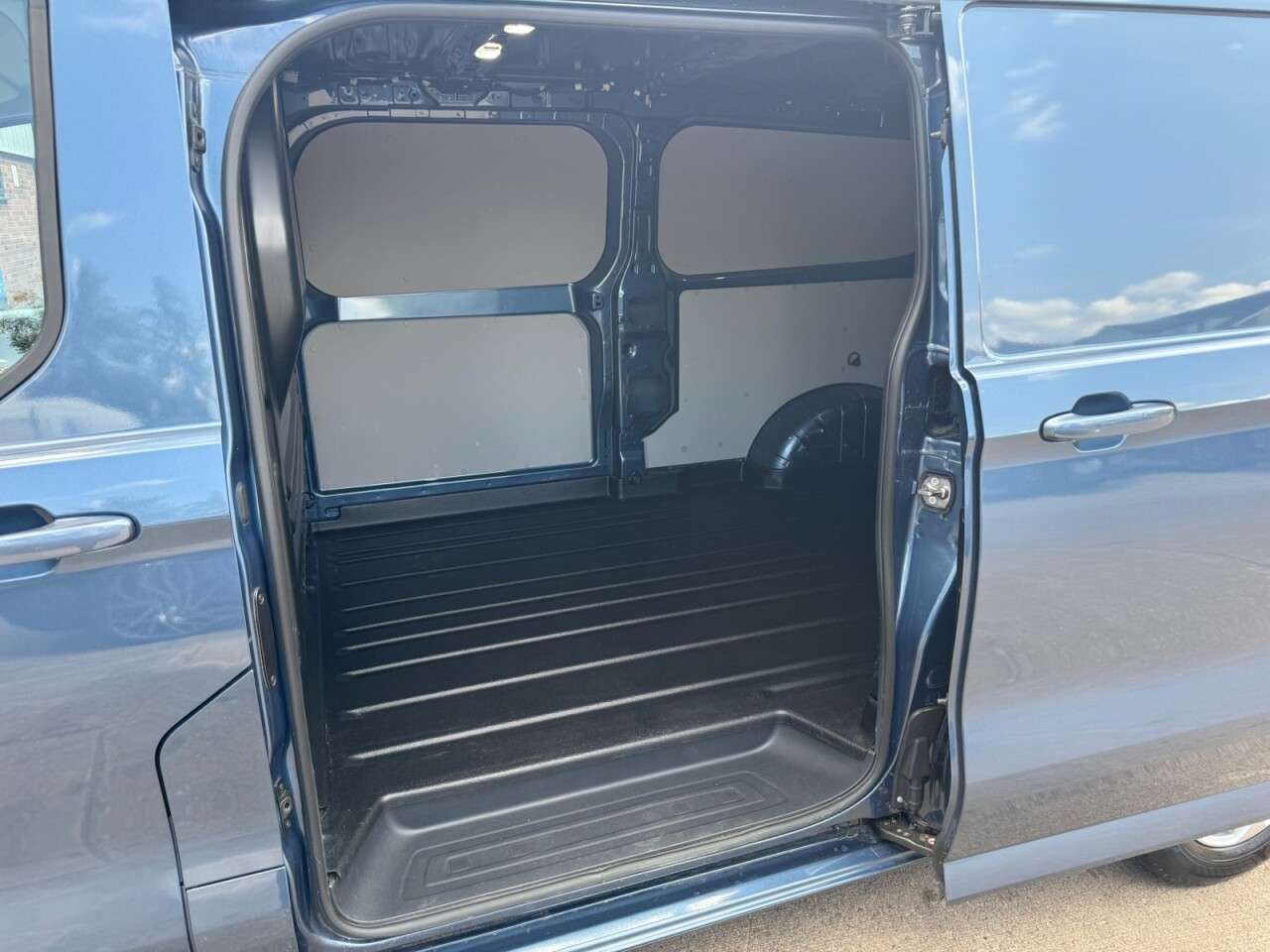 2024 FORD TRANSIT CUSTOM 2024 FORD TRANSIT CUSTOM