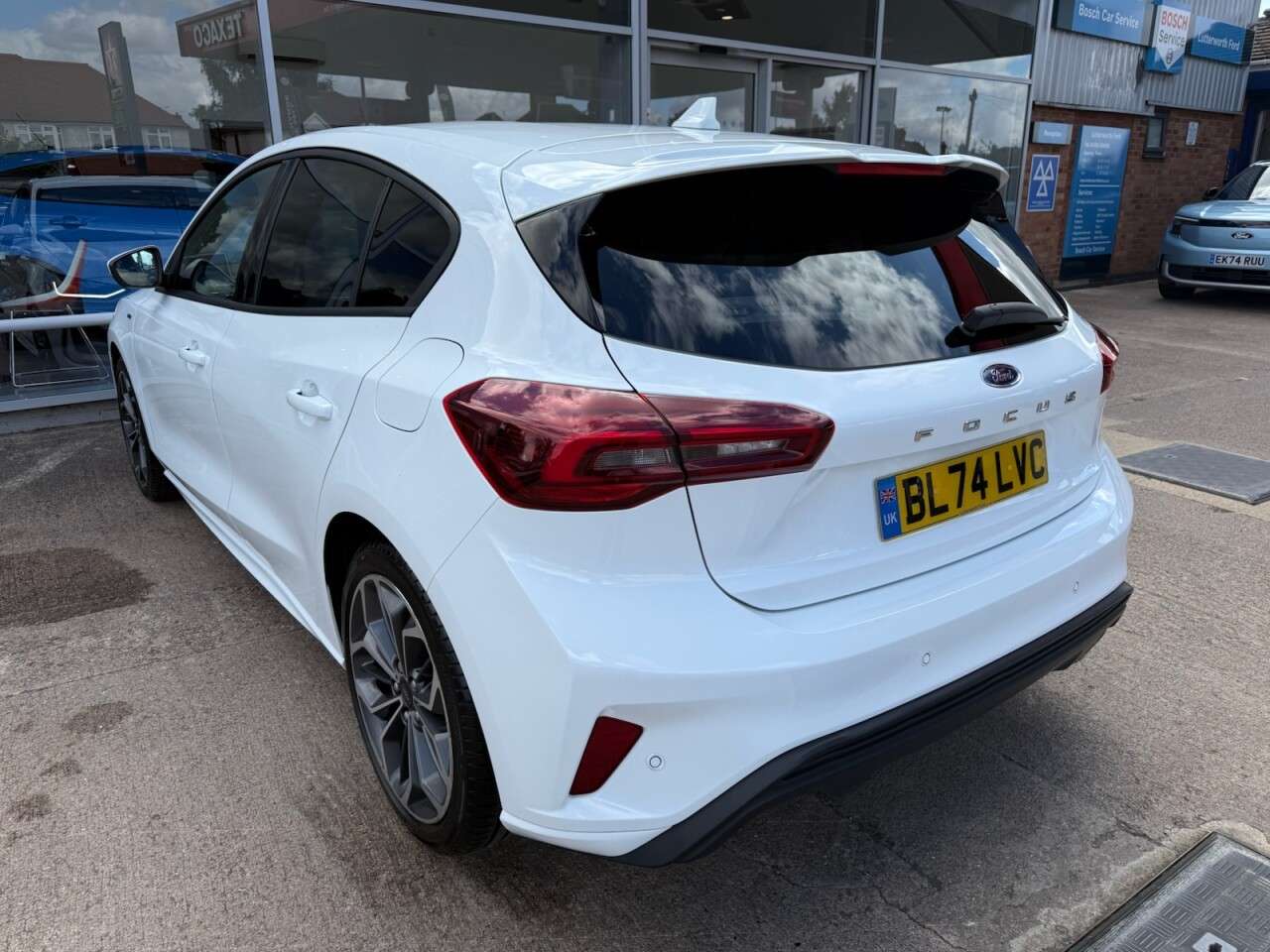 2024 FORD FOCUS 2024 FORD FOCUS