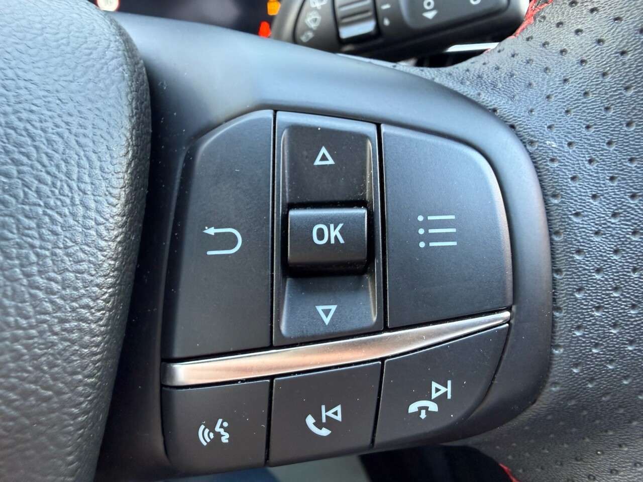 2024 FORD FOCUS 2024 FORD FOCUS