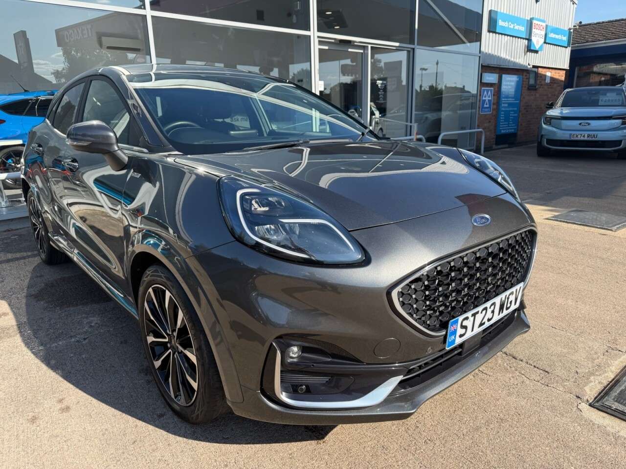 A 2023 FORD PUMA 1.0T EcoBoost MHEV ST-Line Vignale SUV 5dr Petrol Hybrid DCT Euro 6 (s/s) ( A 2023 FORD PUMA 1.0T EcoBoost MHEV ST-Line Vignale SUV 5dr Petrol Hybrid DCT Euro 6 (s/s) (