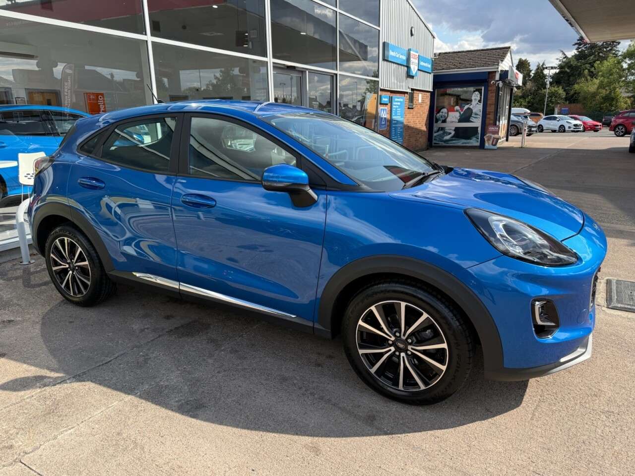 A 2023 FORD PUMA 1.0T EcoBoost MHEV Titanium SUV 5dr Petrol Hybrid DCT Euro 6 (s/s) (125 ps) A 2023 FORD PUMA 1.0T EcoBoost MHEV Titanium SUV 5dr Petrol Hybrid DCT Euro 6 (s/s) (125 ps)
