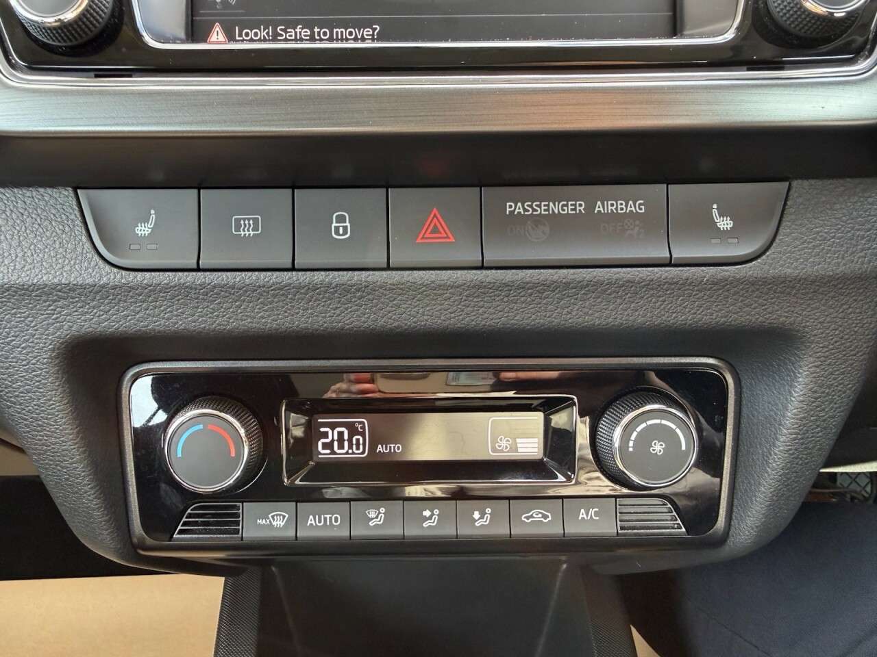 2018 SKODA FABIA 2018 SKODA FABIA