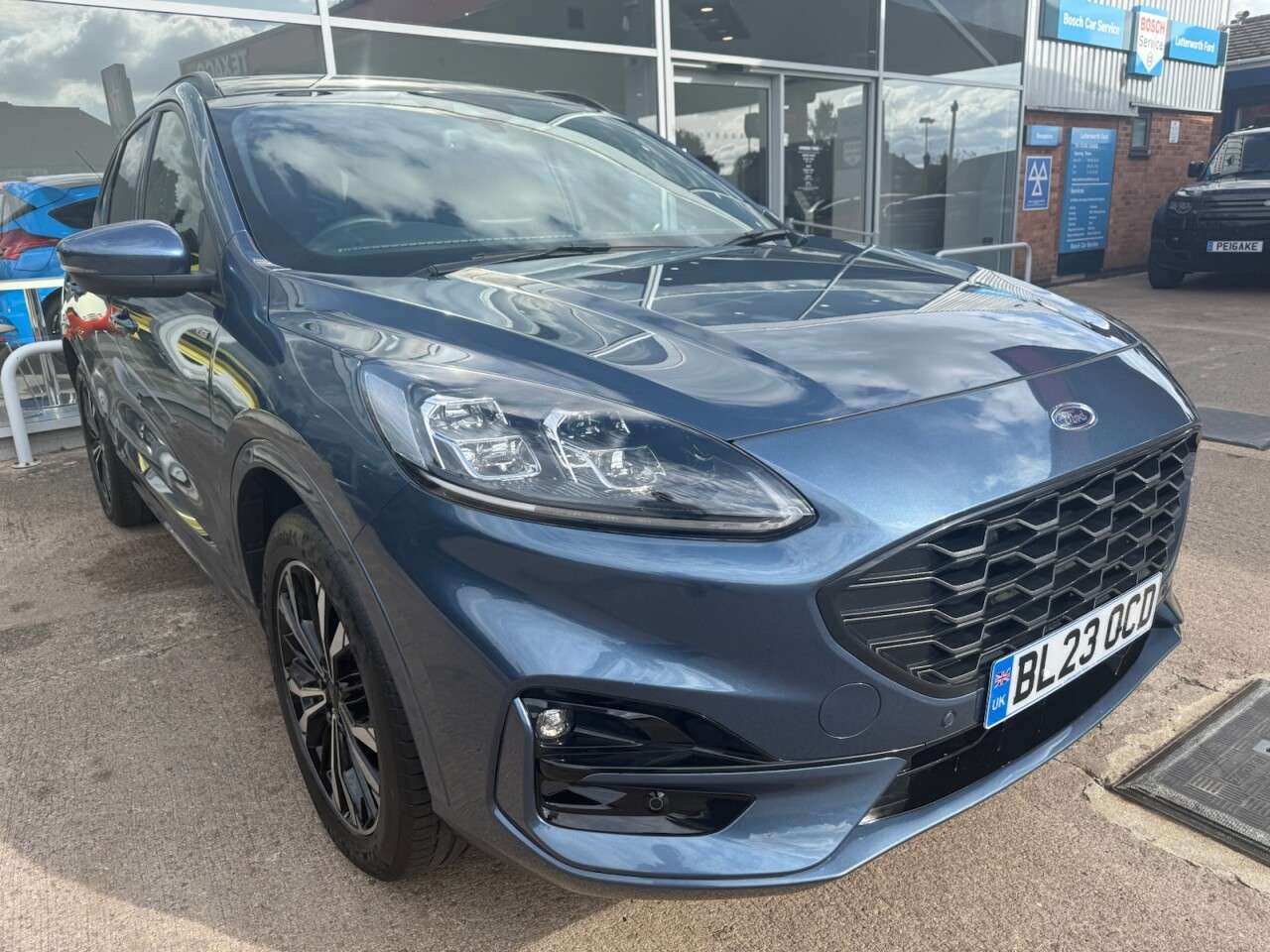 A 2023 FORD KUGA 2.5 EcoBoost Duratec 14.4kWh ST-Line X SUV 5dr Petrol Plug-in Hybrid CVT Eu A 2023 FORD KUGA 2.5 EcoBoost Duratec 14.4kWh ST-Line X SUV 5dr Petrol Plug-in Hybrid CVT Eu