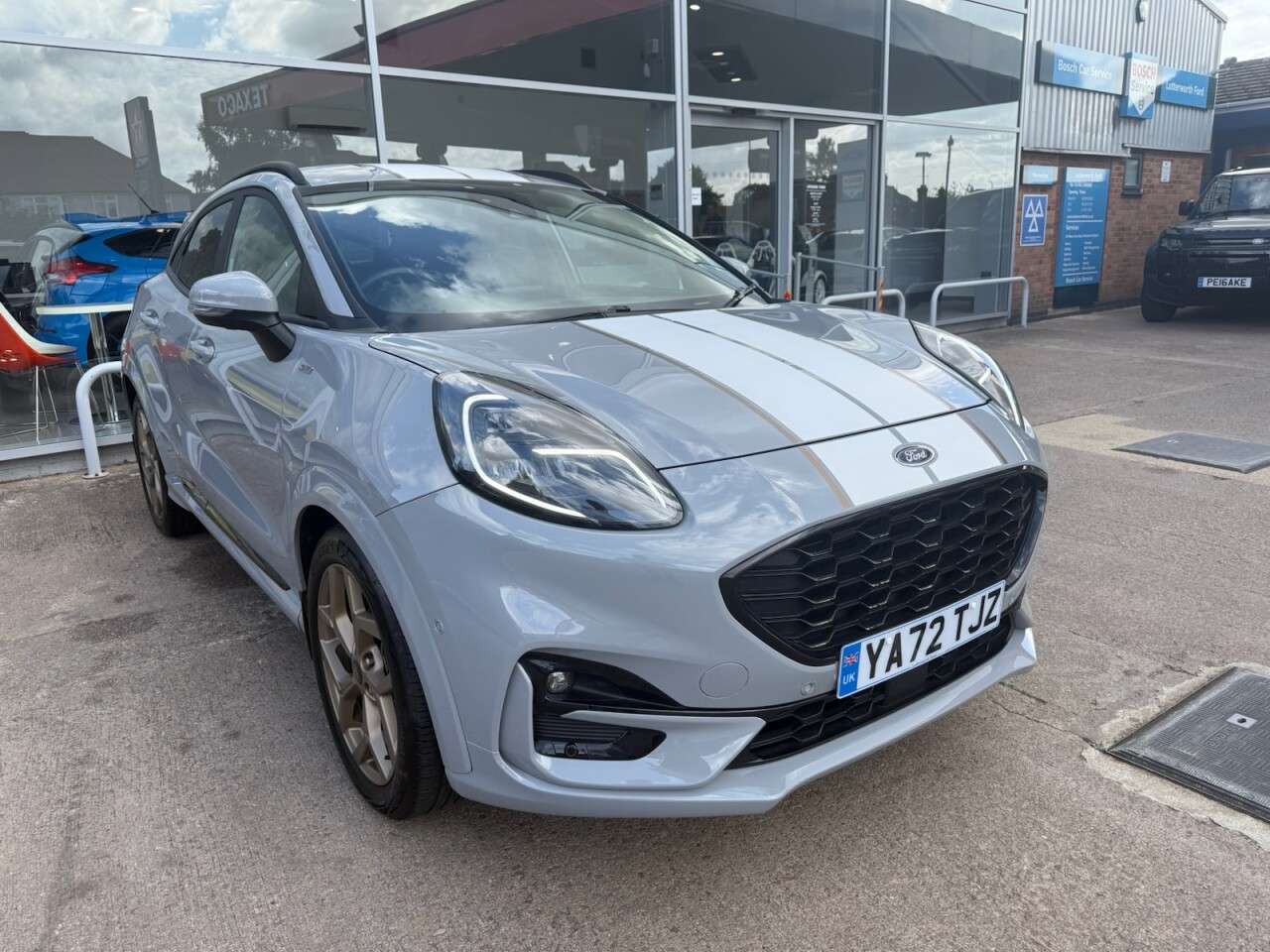 A 2023 FORD PUMA 1.0T EcoBoost MHEV ST-Line X Gold Edition SUV 5dr Petrol Hybrid DCT Euro 6 A 2023 FORD PUMA 1.0T EcoBoost MHEV ST-Line X Gold Edition SUV 5dr Petrol Hybrid DCT Euro 6