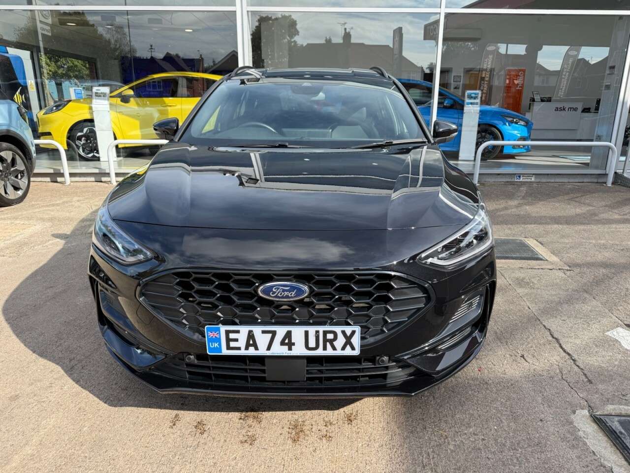A 2025 FORD FOCUS 1.0T EcoBoost MHEV ST-Line X Estate 5dr Petrol Hybrid DCT Euro 6 (s/s) (155 A 2025 FORD FOCUS 1.0T EcoBoost MHEV ST-Line X Estate 5dr Petrol Hybrid DCT Euro 6 (s/s) (155