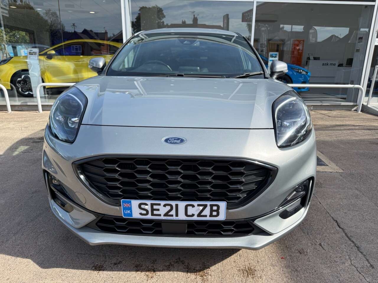 A 2021 FORD PUMA 1.0T EcoBoost MHEV ST-Line X SUV 5dr Petrol Manual Euro 6 (s/s) (125 ps) A 2021 FORD PUMA 1.0T EcoBoost MHEV ST-Line X SUV 5dr Petrol Manual Euro 6 (s/s) (125 ps)