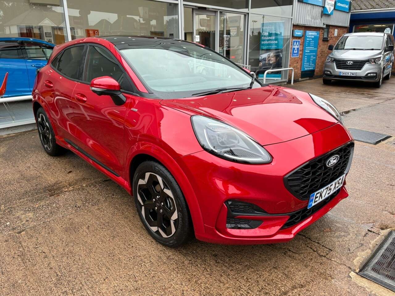 A 2025 FORD PUMA 1.0T EcoBoost MHEV ST-Line X SUV 5dr Petrol Hybrid DCT Euro 6 (s/s) (125 ps A 2025 FORD PUMA 1.0T EcoBoost MHEV ST-Line X SUV 5dr Petrol Hybrid DCT Euro 6 (s/s) (125 ps