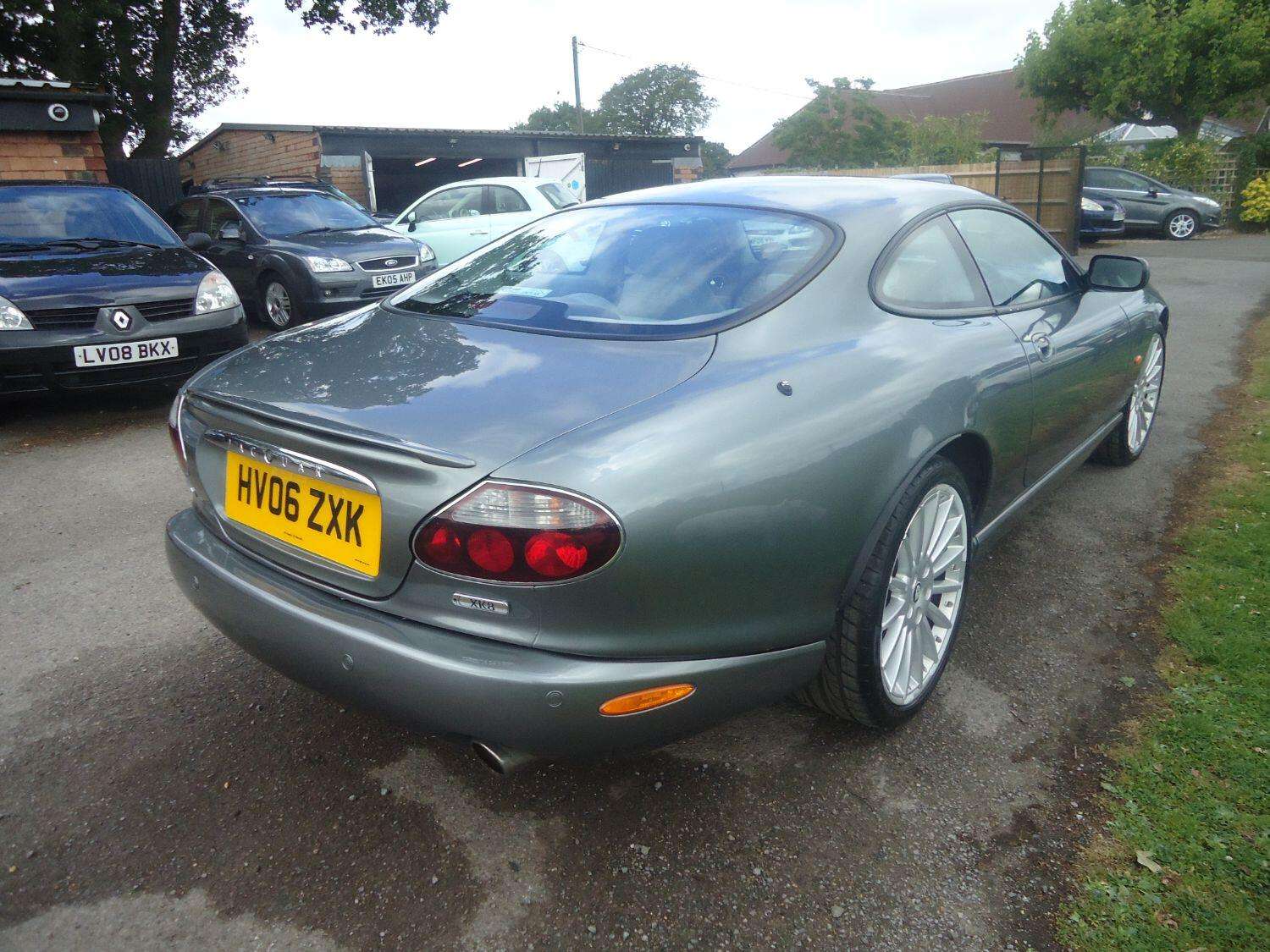 2006 JAGUAR XK8 2006 JAGUAR XK8