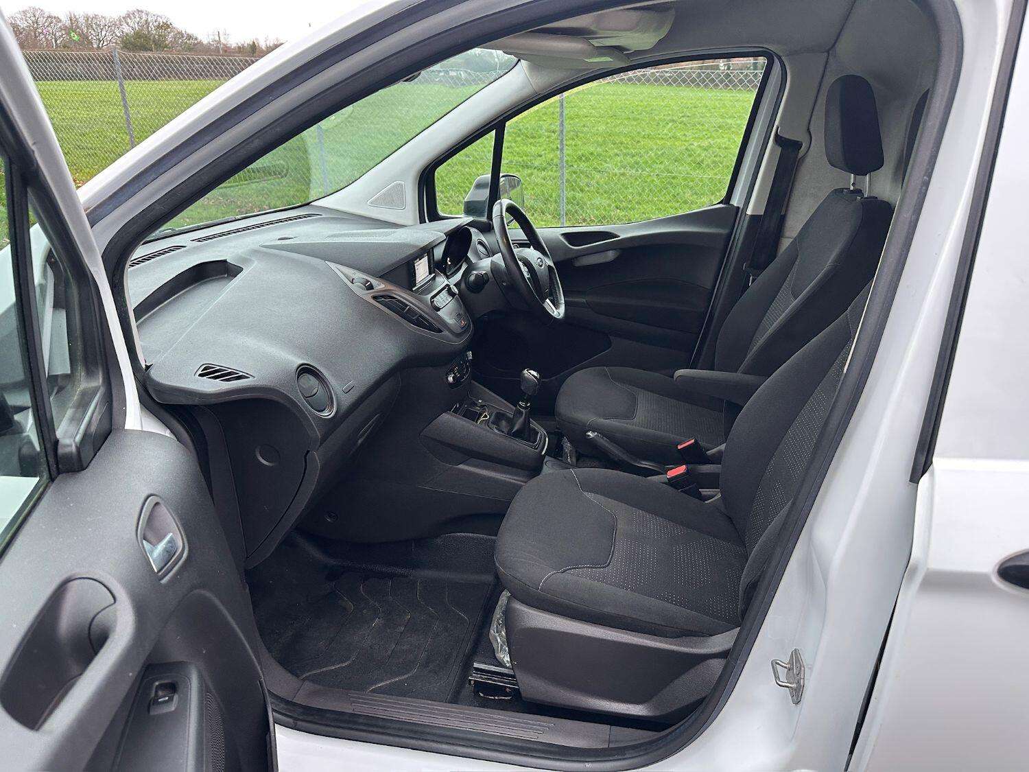 2019 FORD TRANSIT COURIER 2019 FORD TRANSIT COURIER