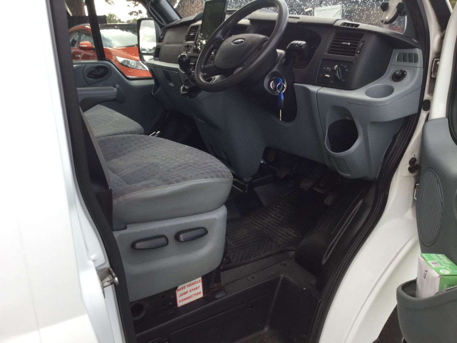 A 2010 FORD TRANSIT 460 DRW RECOVERY - BEAVERTAIL TRUCK - 3.2 200 BHP - PLUS VAT - A 2010 FORD TRANSIT 460 DRW RECOVERY - BEAVERTAIL TRUCK - 3.2 200 BHP - PLUS VAT -