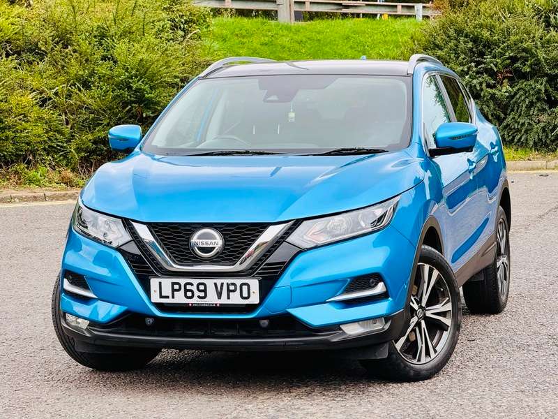 A 2020 NISSAN QASHQAI DIG-T N-CONNECTA A 2020 NISSAN QASHQAI DIG-T N-CONNECTA