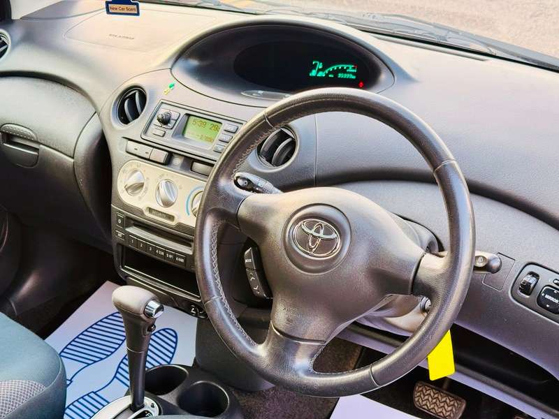 2004 TOYOTA YARIS 2004 TOYOTA YARIS