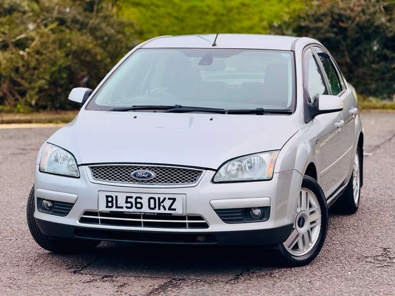 A 2007 FORD FOCUS GHIA 16V A 2007 FORD FOCUS GHIA 16V