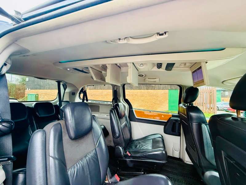 2010 CHRYSLER VOYAGER 2010 CHRYSLER VOYAGER