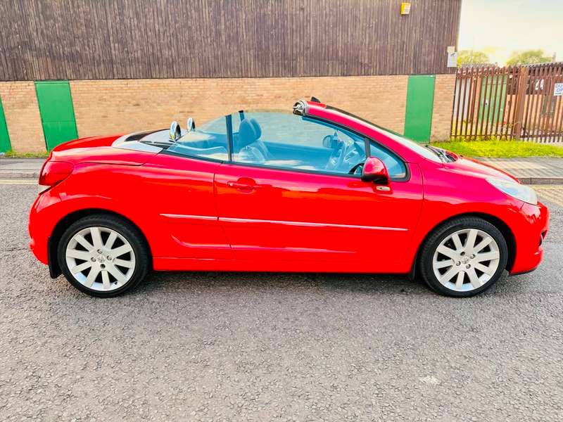 2011 PEUGEOT 207 2011 PEUGEOT 207