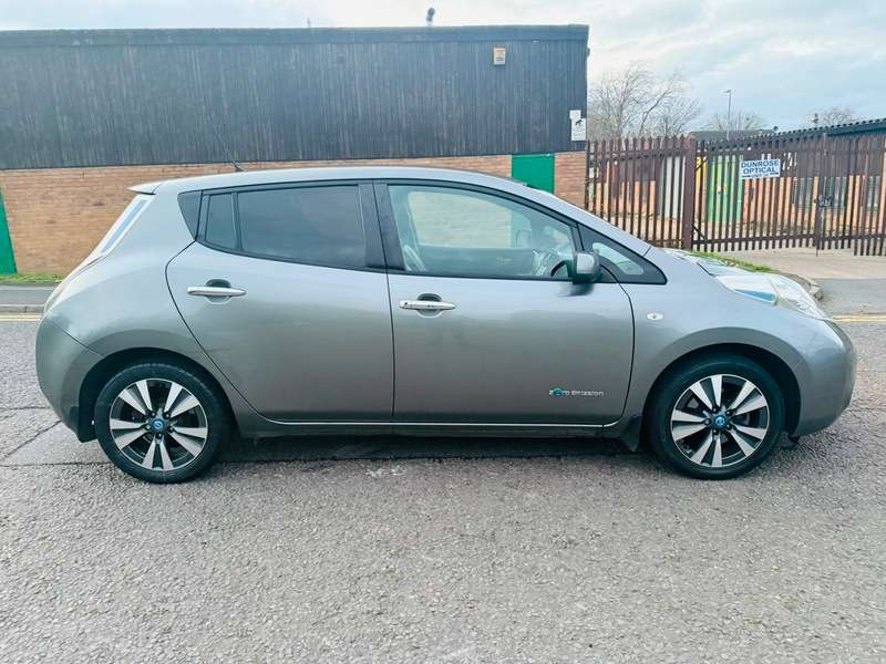 2017 NISSAN LEAF 2017 NISSAN LEAF