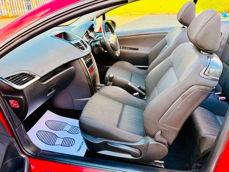 2011 PEUGEOT 207 2011 PEUGEOT 207
