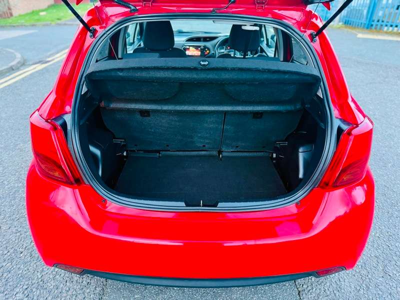 2014 TOYOTA YARIS 2014 TOYOTA YARIS