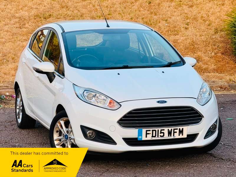 A 2015 FORD FIESTA ZETEC A 2015 FORD FIESTA ZETEC