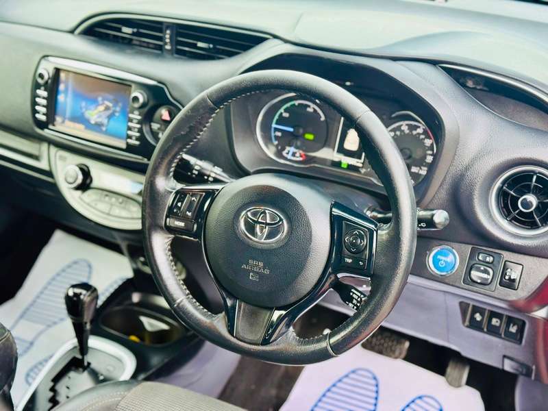 2017 TOYOTA YARIS 2017 TOYOTA YARIS