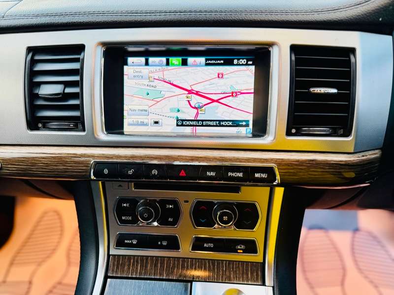 2014 JAGUAR XF 2014 JAGUAR XF