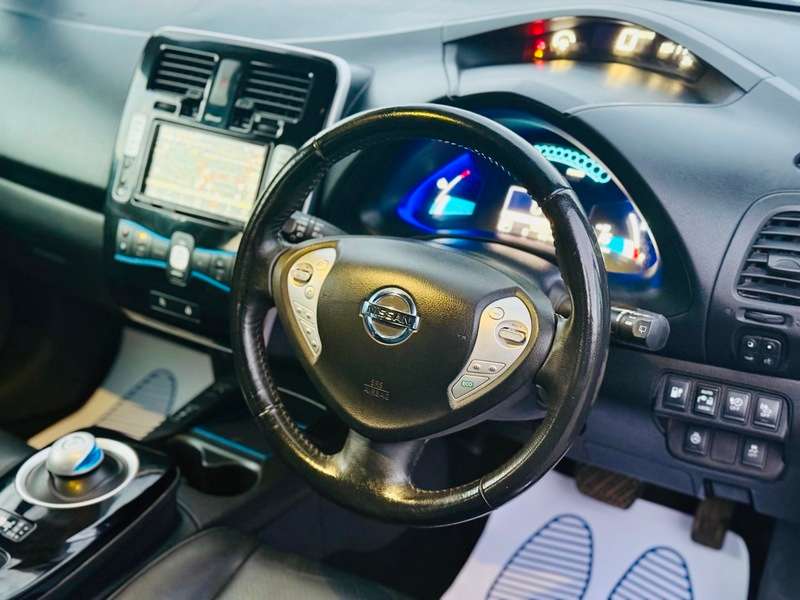 2017 NISSAN LEAF 2017 NISSAN LEAF