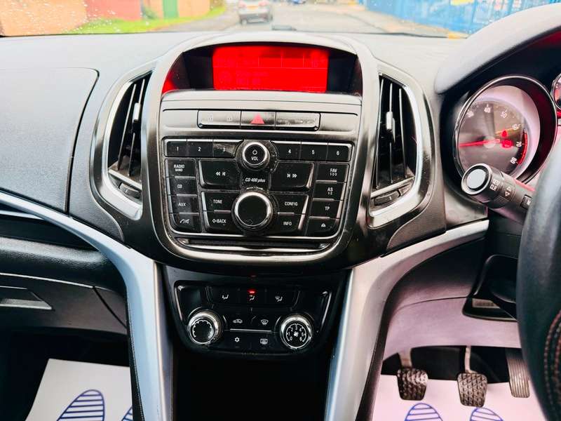 2015 VAUXHALL ZAFIRA TOURER 2015 VAUXHALL ZAFIRA TOURER