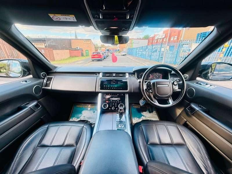 A 2018 LAND ROVER RANGE ROVER SPORT SD4 HSE A 2018 LAND ROVER RANGE ROVER SPORT SD4 HSE
