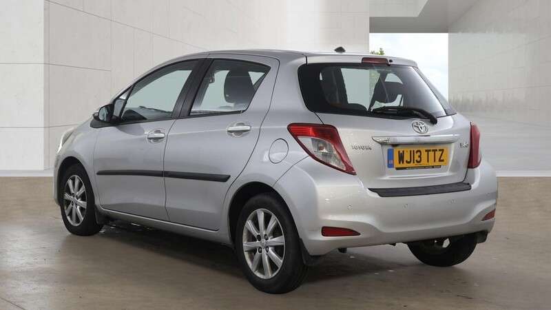 2013 TOYOTA YARIS 2013 TOYOTA YARIS