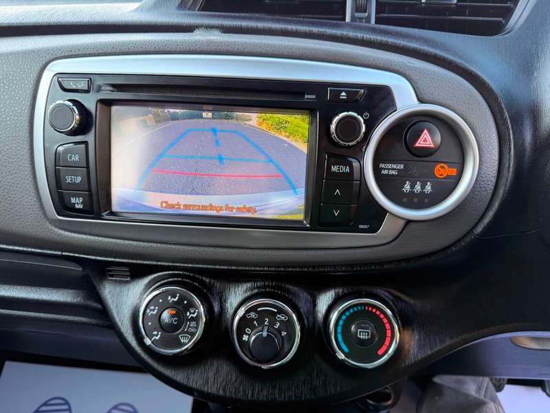 2013 TOYOTA YARIS 2013 TOYOTA YARIS