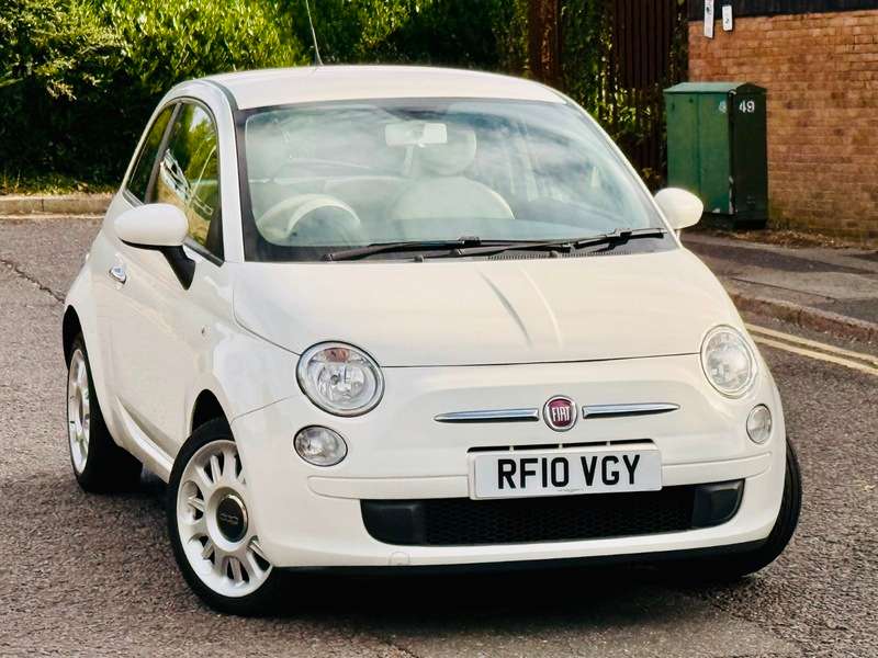 A 2010 FIAT 500 POP DUALOGIC A 2010 FIAT 500 POP DUALOGIC