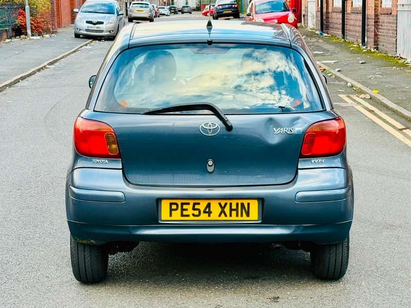 2004 TOYOTA YARIS 2004 TOYOTA YARIS