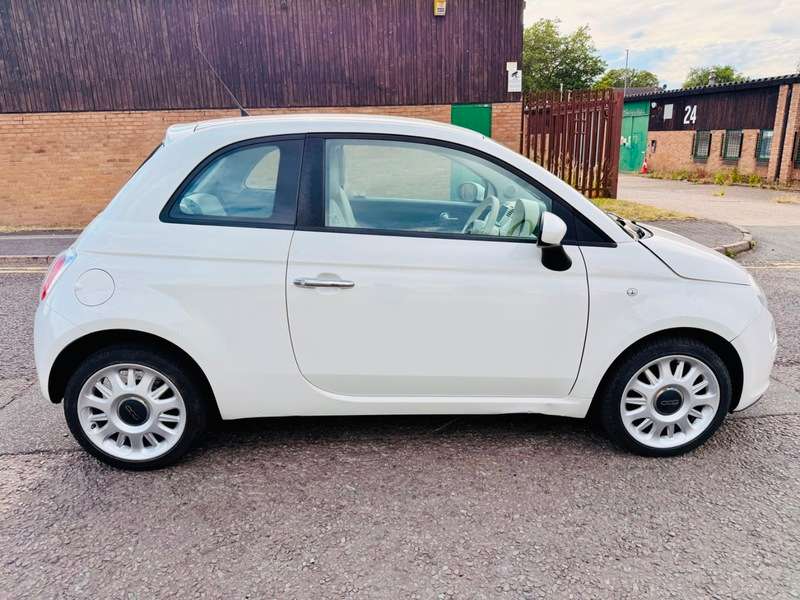 2010 FIAT 500 2010 FIAT 500