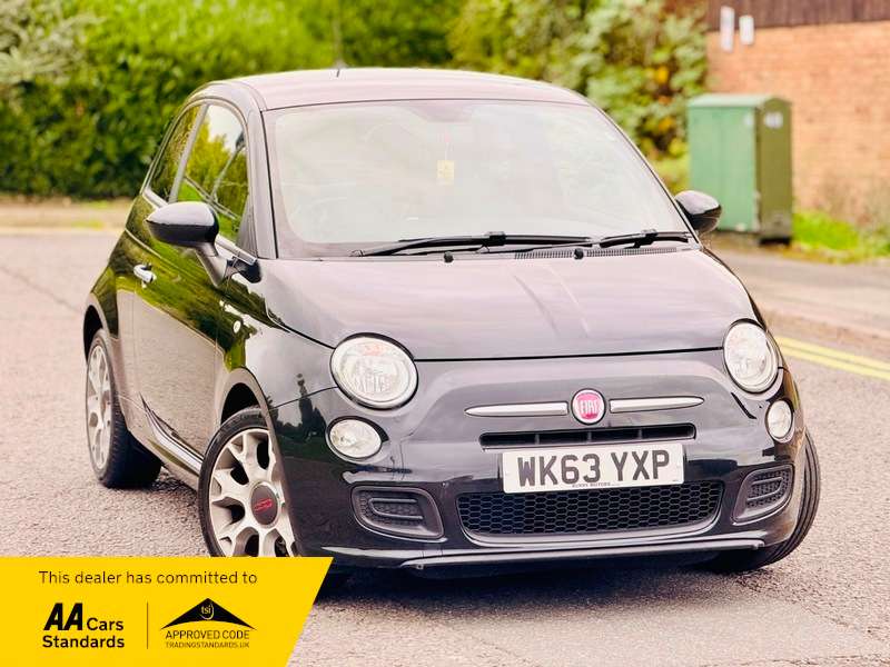 A 2014 FIAT 500 S DUALOGIC A 2014 FIAT 500 S DUALOGIC