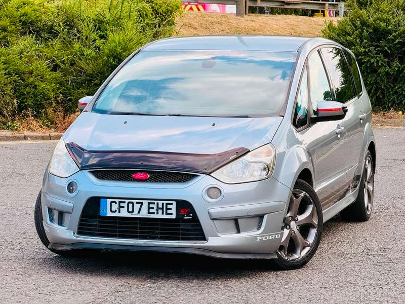 A 2007 FORD S-MAX TITANIUM A 2007 FORD S-MAX TITANIUM