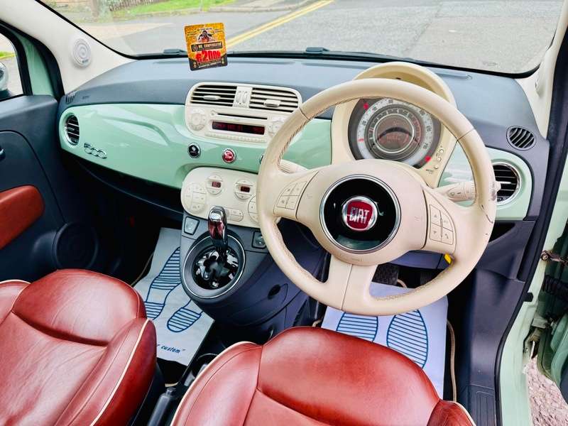 A 2008 FIAT 500 LOUNGE A 2008 FIAT 500 LOUNGE