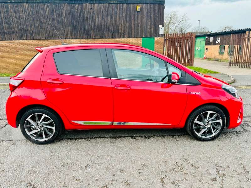 2017 TOYOTA YARIS 2017 TOYOTA YARIS