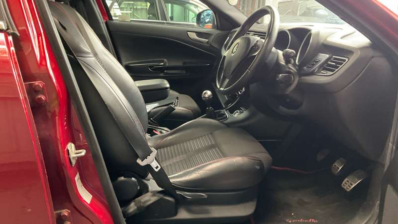 2010 ALFA ROMEO GIULIETTA 2010 ALFA ROMEO GIULIETTA