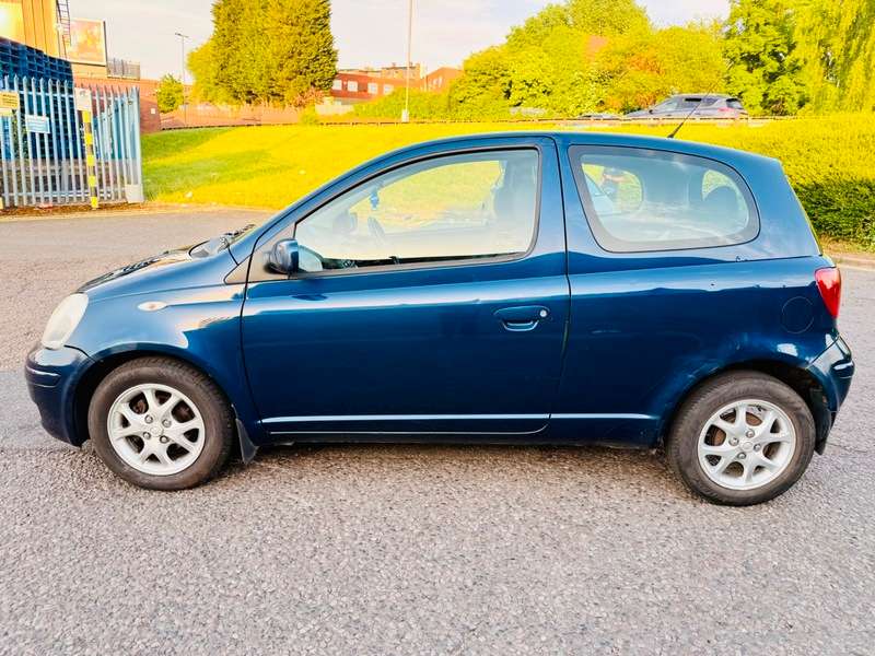 2004 TOYOTA YARIS 2004 TOYOTA YARIS