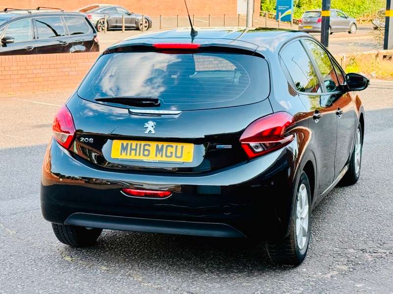 2016 PEUGEOT 208 2016 PEUGEOT 208