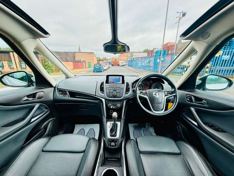 A 2012 VAUXHALL ZAFIRA ELITE CDTI A 2012 VAUXHALL ZAFIRA ELITE CDTI