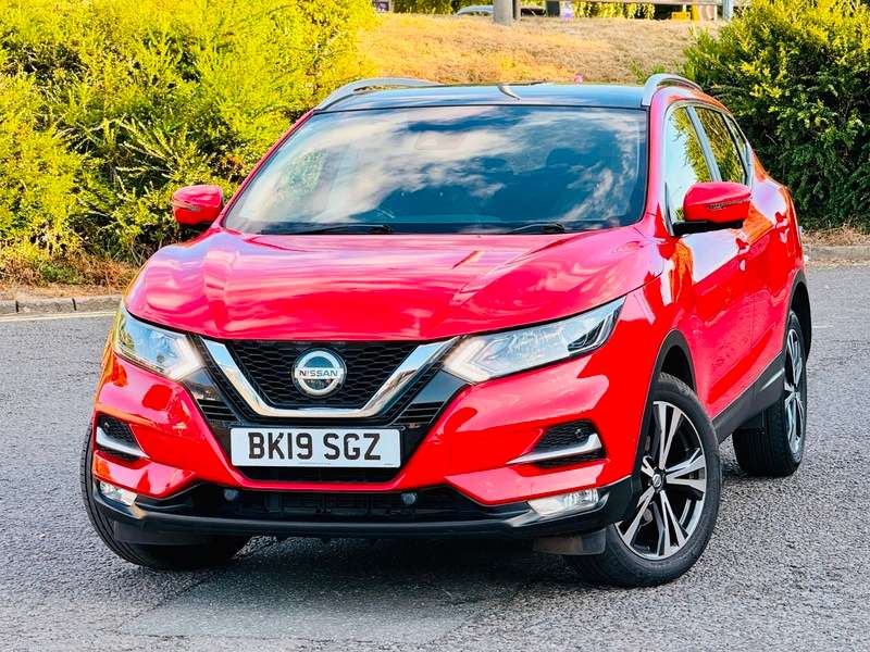 A 2019 NISSAN QASHQAI DIG-T N-CONNECTA A 2019 NISSAN QASHQAI DIG-T N-CONNECTA