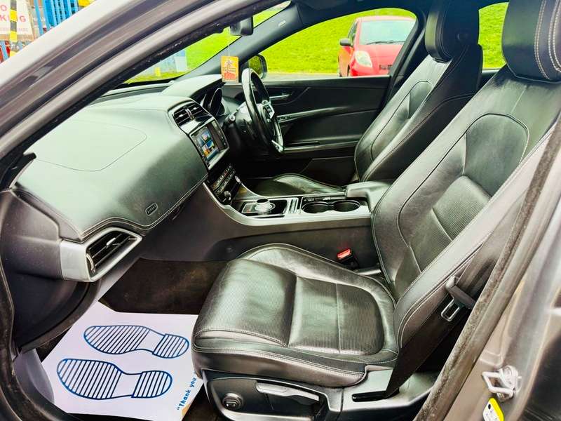 2015 JAGUAR XE 2015 JAGUAR XE