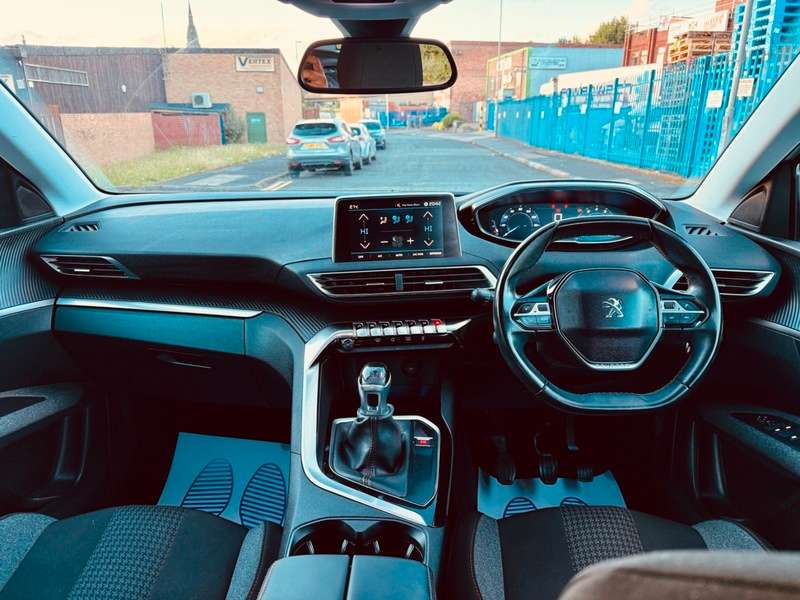 A 2018 PEUGEOT 3008 S/S ACTIVE A 2018 PEUGEOT 3008 S/S ACTIVE