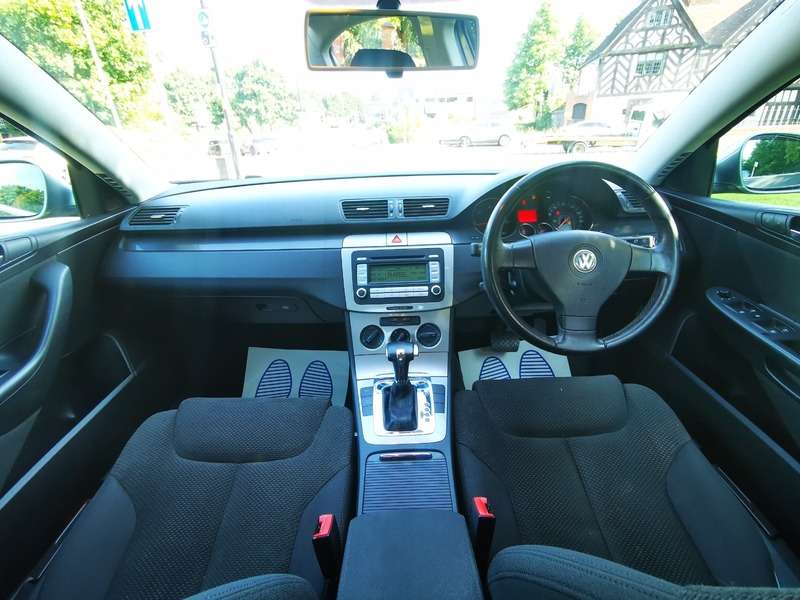 A 2006 VOLKSWAGEN PASSAT TDI SE A 2006 VOLKSWAGEN PASSAT TDI SE