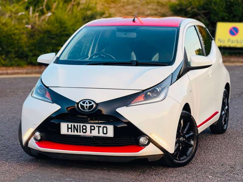 A 2018 TOYOTA AYGO VVT-I X-PRESS X-SHIFT A 2018 TOYOTA AYGO VVT-I X-PRESS X-SHIFT