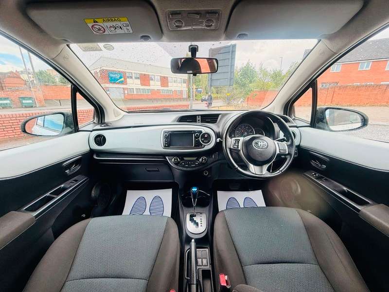 A 2013 TOYOTA YARIS VVT-I T4 A 2013 TOYOTA YARIS VVT-I T4
