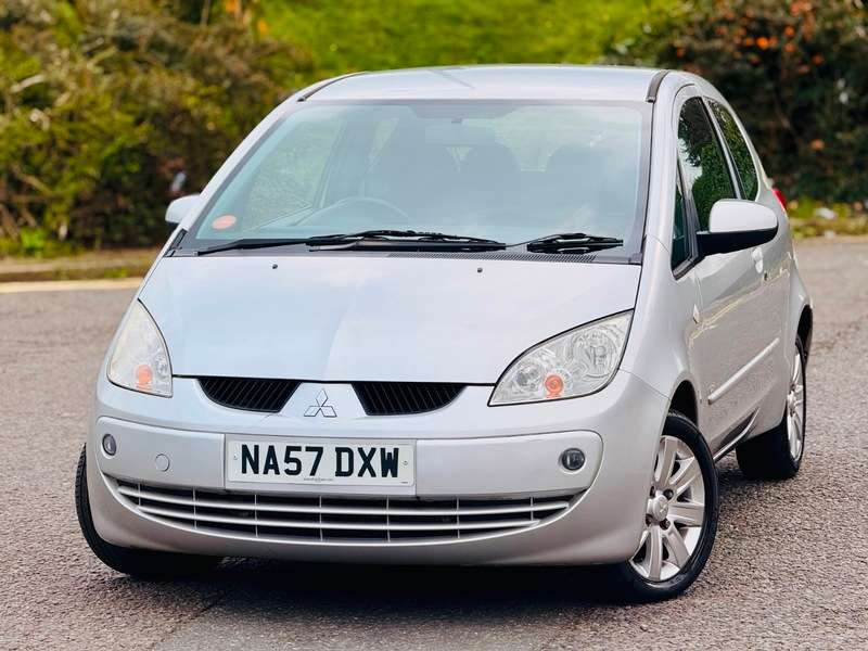 A 2007 MITSUBISHI COLT CZ2 A 2007 MITSUBISHI COLT CZ2